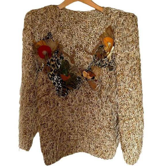 UNIQUE VINTAGE SWEATER!   - Picture 1 of 7